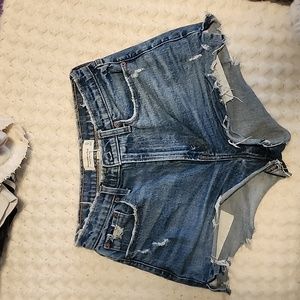 Abercrombie High Rise Mom shorts